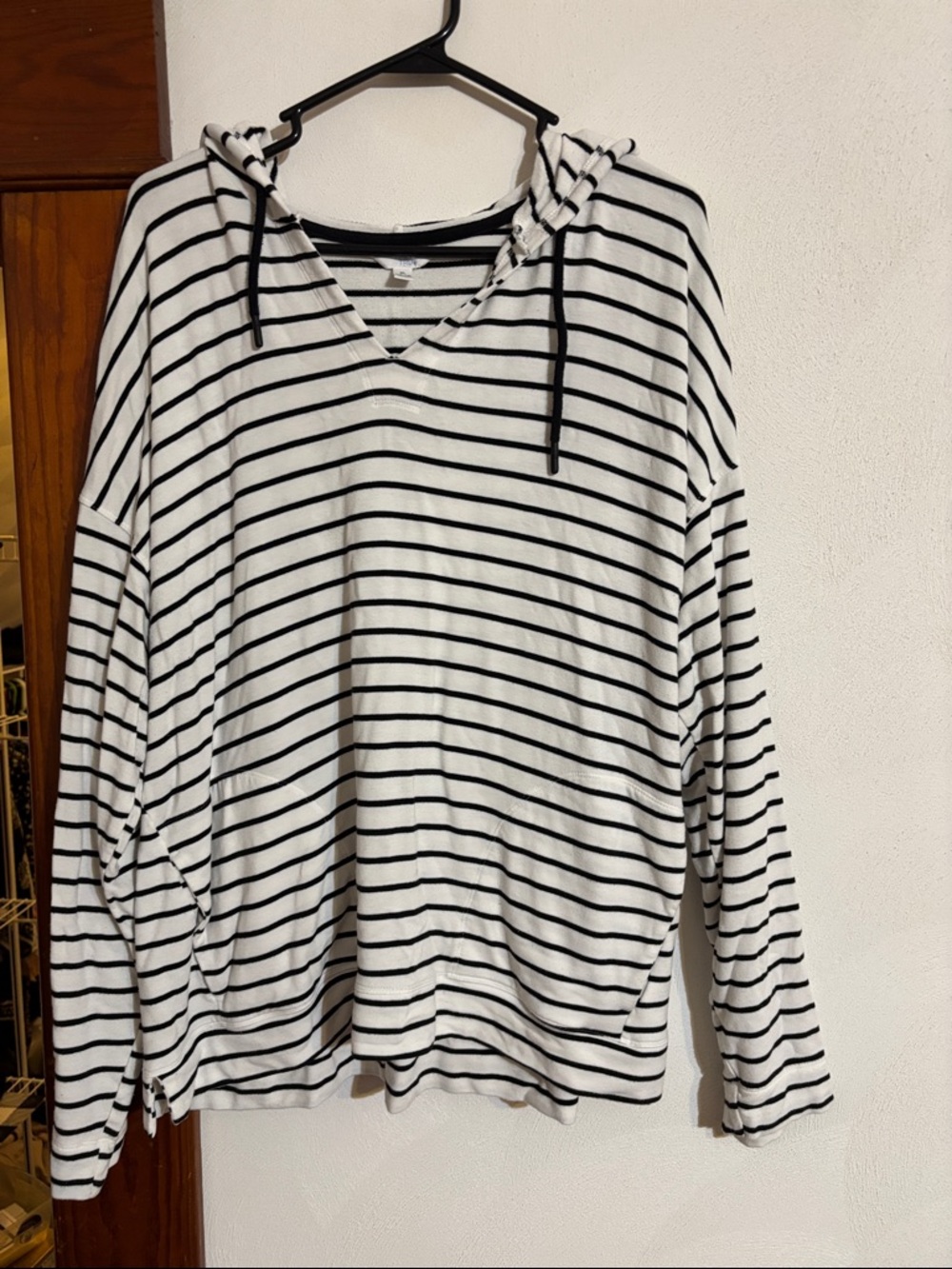 Time and Tru Black and White Striped V-Neck Hoodie Sweater